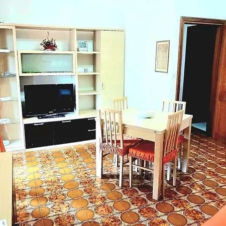 公寓 Bilocale Lido Di *